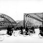 Ella Bergmann-Michel | Straßenverkehr vor Brücken, Rotterdam 1927